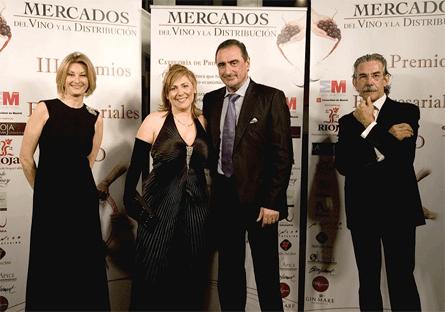 Mónica Muñoz, Presidenta de CEV; Pilar Pulido, Directora de APYCE; Carlos Herrera y Jose Ramón Lisarrague