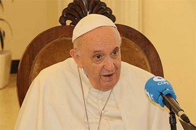 El Papa desmiente en COPE los rumores de renuncia y habla sobre su estado de salud