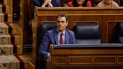 Sánchez celebra haber salvado la votación y reivindica la política que piensa en el interés general