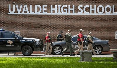Al menos 19 niños muertos en un tiroteo en una escuela de Texas, el más letal en lo que va de año