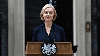 La primera ministra del Reino Unido Liz Truss dimite. José Luis Concejero da la última hora 21