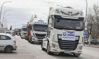 Manuel, un transportista ponedor que expone la fractura en el sector ante la huelga: No hay apoyo ni